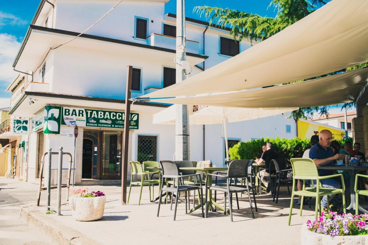 Sale Hotel Позада Екстериор снимка