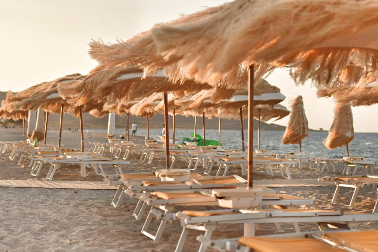 Sale Hotel Позада Екстериор снимка